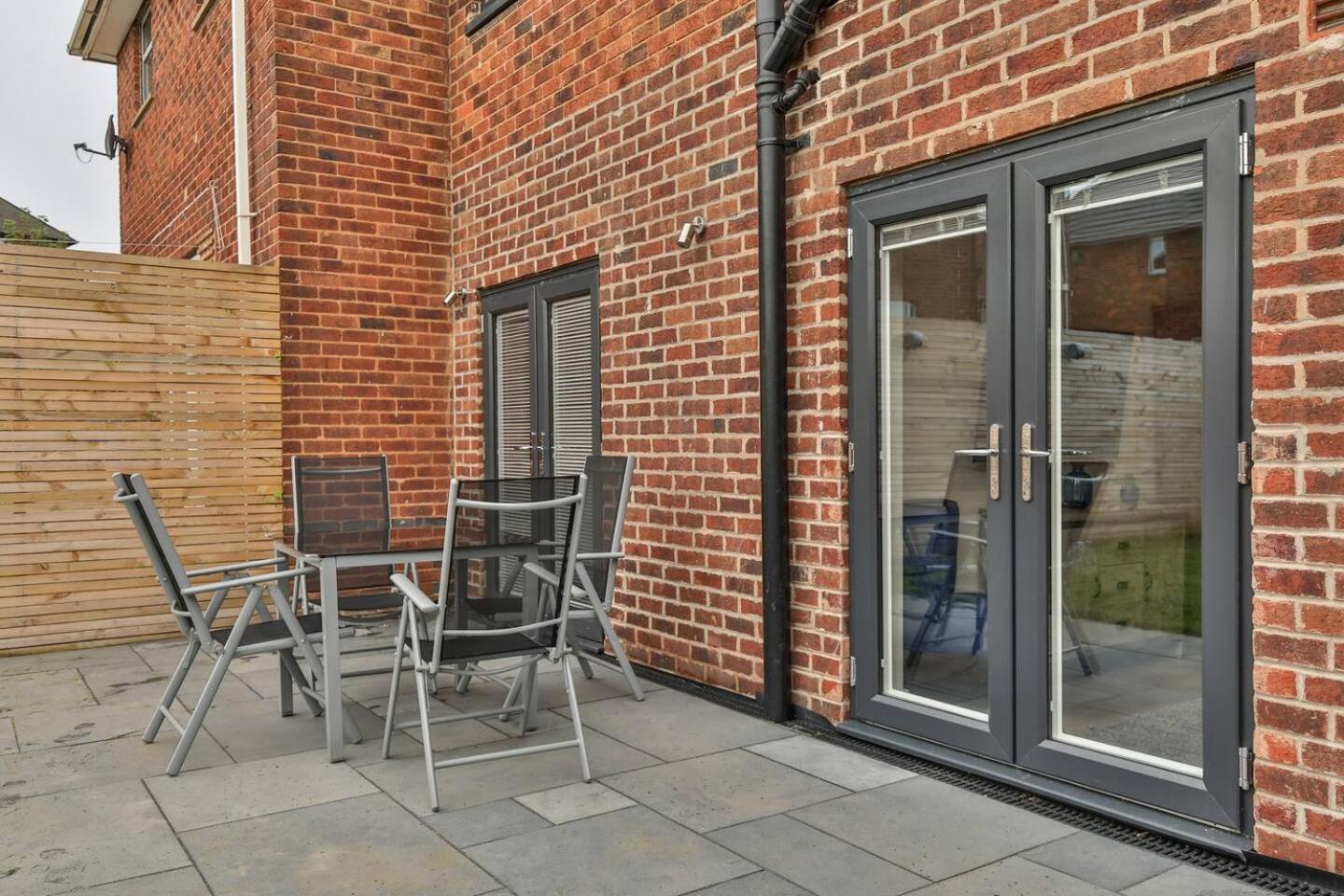 Magnificent, Renovated Whole House With Garden Villa Sheffield Eksteriør bilde